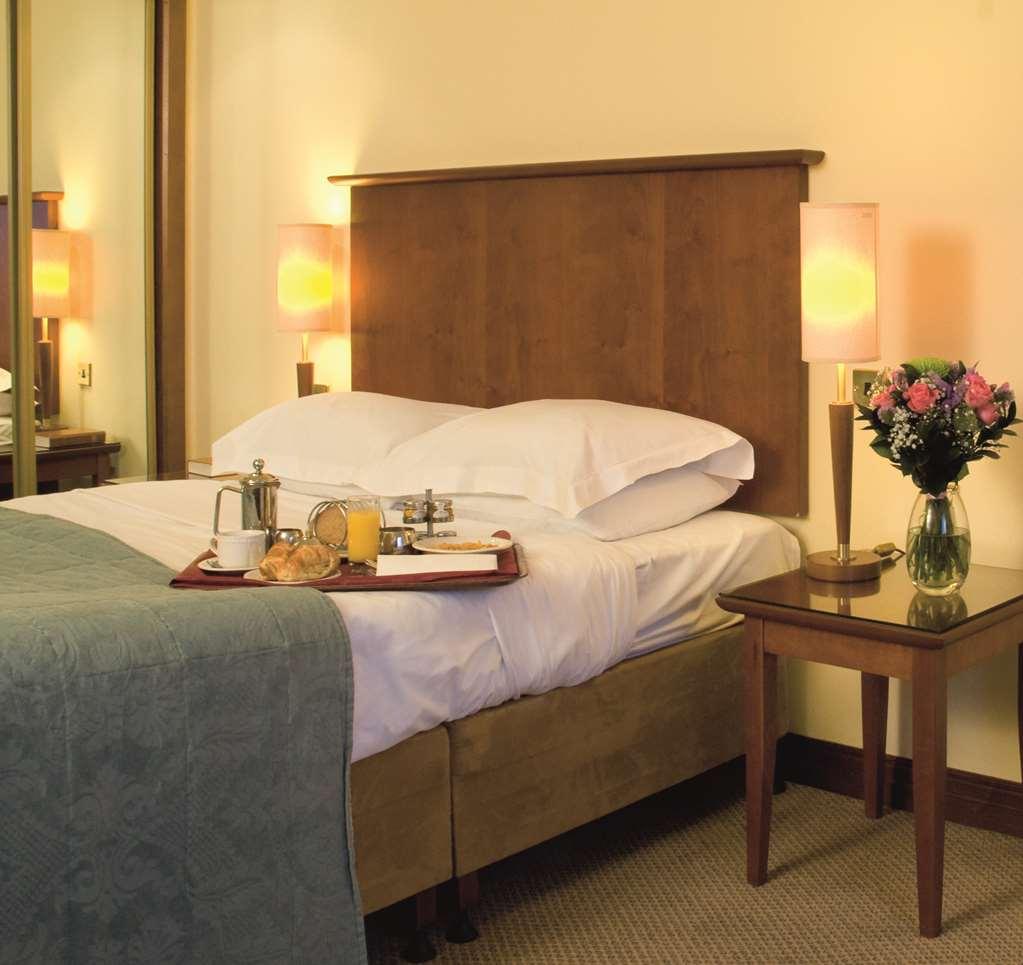 Macdonald Tickled Trout Hotel Preston  Rom bilde