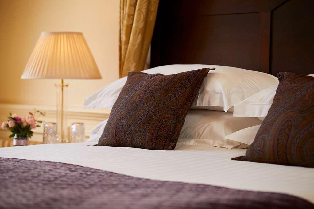 Macdonald Tickled Trout Hotel Preston  Rom bilde
